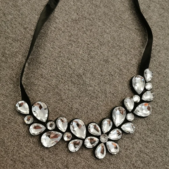 Silver Rhinestone Necklace - Picture 2 of 2